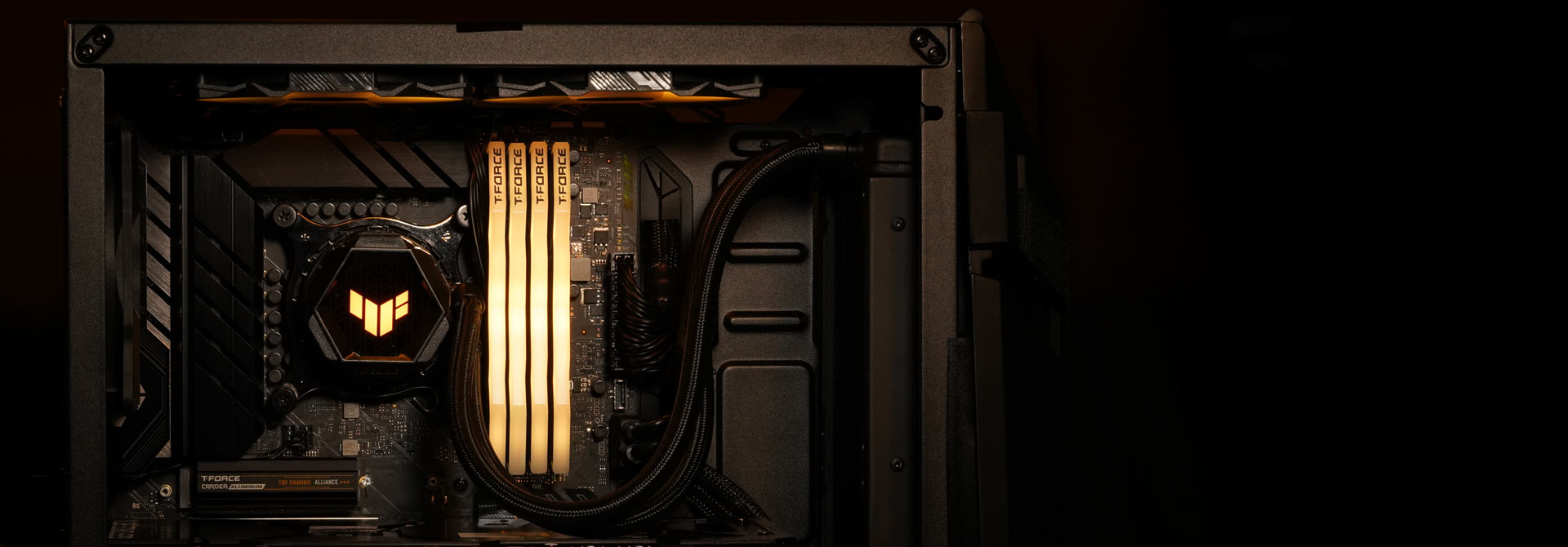 TeamGroup T-Force Delta TUF Gaming Alliance RGB 16 GB