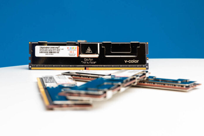 V-Color TRA548G72D834Q 192 GB